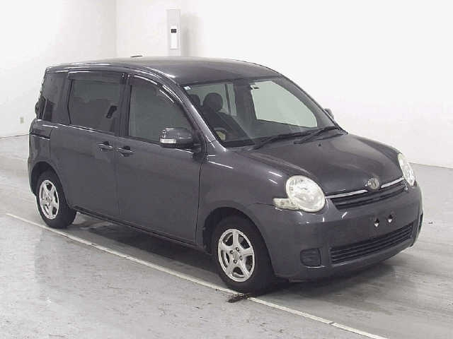 TOYOTA SIENTA 2008