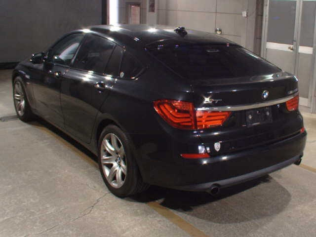 BMW 5 SERIES 2010