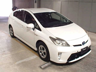 TOYOTA PRIUS 2013