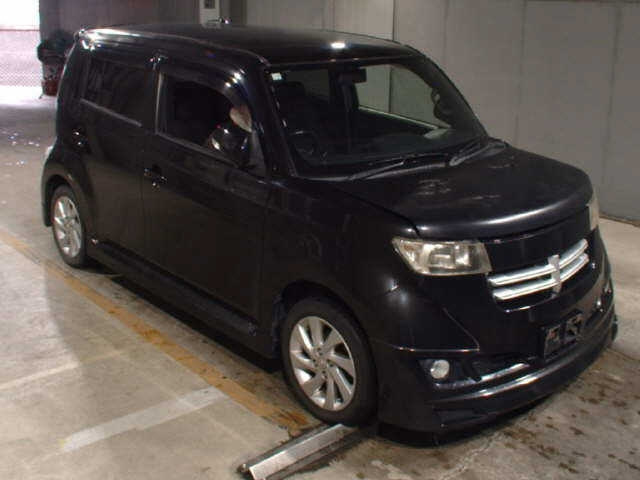 TOYOTA BB 2010