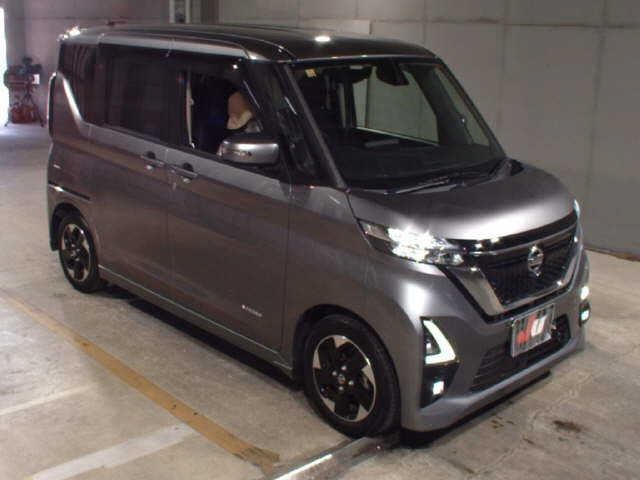 NISSAN ROOX 2020