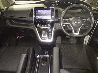 NISSAN SERENA 2018