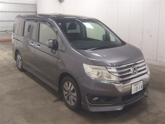 HONDA STEP WAGON 2012