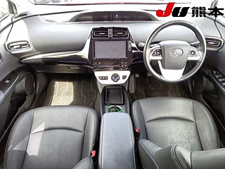 TOYOTA PRIUS 2016