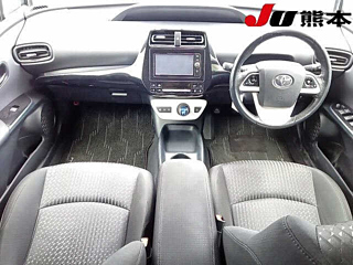 TOYOTA PRIUS 2017