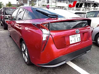 TOYOTA PRIUS 2016