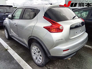 NISSAN JUKE 2010