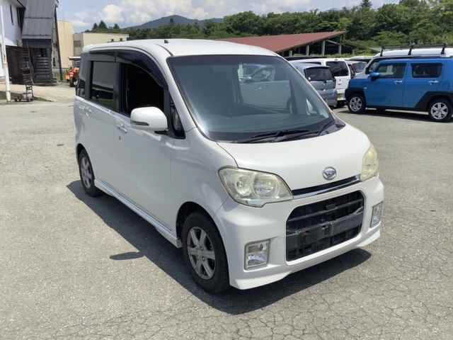 DAIHATSU TANTO EXE 2010