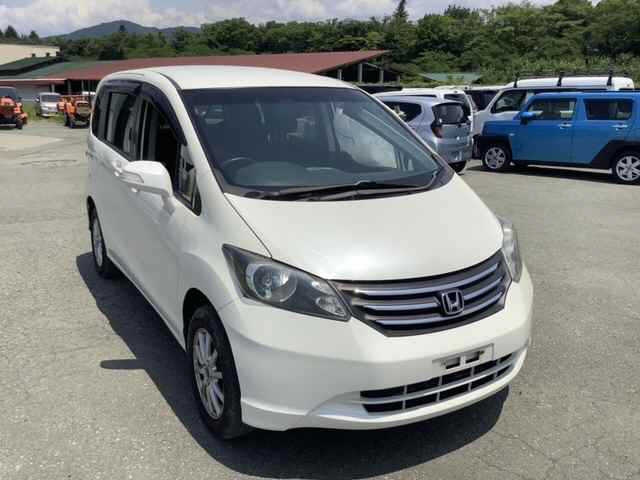 HONDA FREED 2011