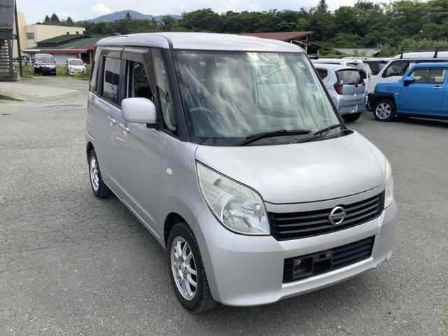 NISSAN ROOX 2012