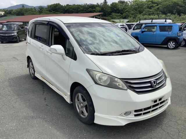HONDA FREED 2010