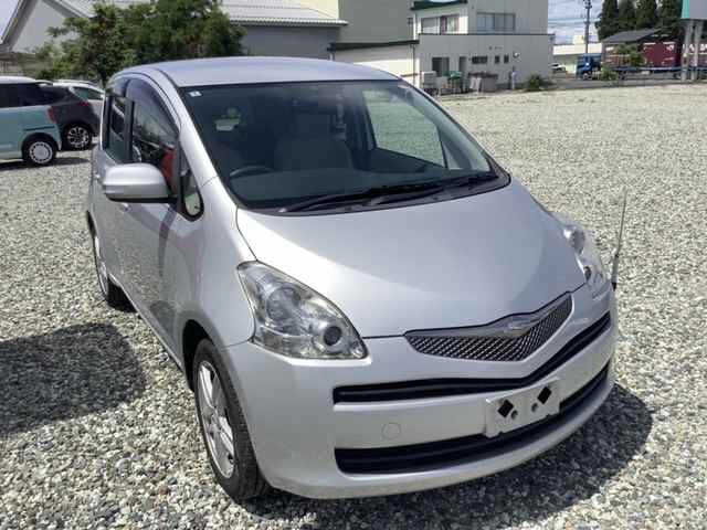 TOYOTA RACTIS 2010