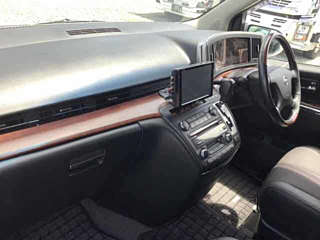 NISSAN ELGRAND 2008