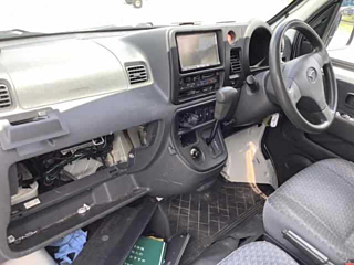 DAIHATSU HIJET VAN 2013