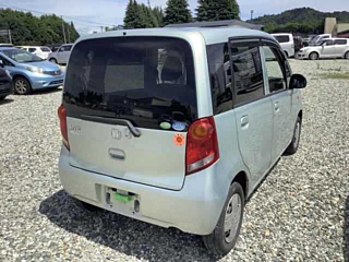 HONDA LIFE 2010