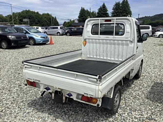 NISSAN CLIPPER TRUCK 2010