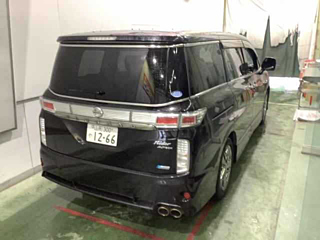 NISSAN ELGRAND 2011