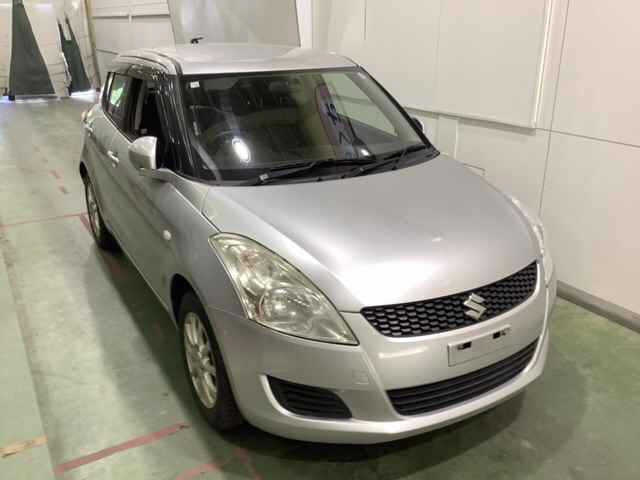SUZUKI SWIFT 2012