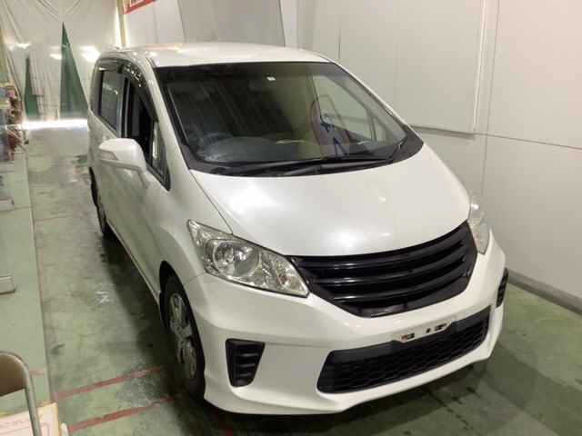 HONDA FREED 2016