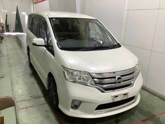 NISSAN SERENA 2011