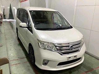 NISSAN SERENA 2011