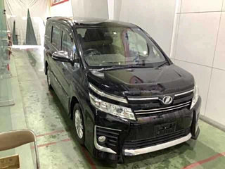 TOYOTA VOXY 2015