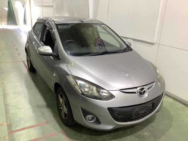 MAZDA DEMIO 2012