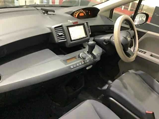 HONDA FREED 2008
