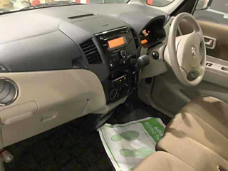NISSAN ROOX 2012