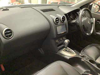 NISSAN DUALIS 2013