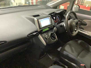 TOYOTA WISH 2009