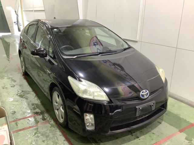 TOYOTA PRIUS 2011