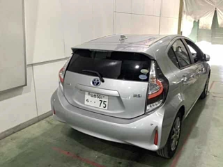 TOYOTA AQUA 2020