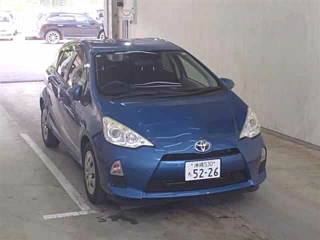 TOYOTA AQUA 2013