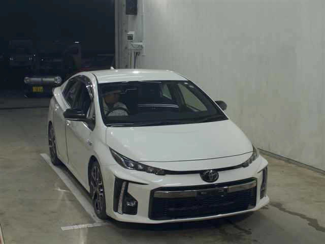 TOYOTA PRIUS 2020