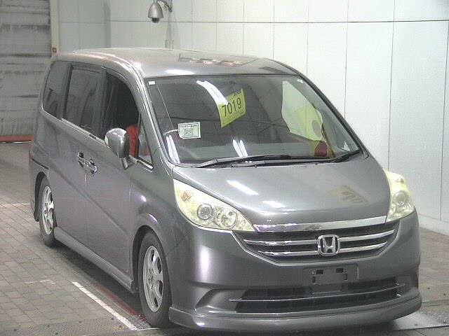 HONDA STEP WAGON