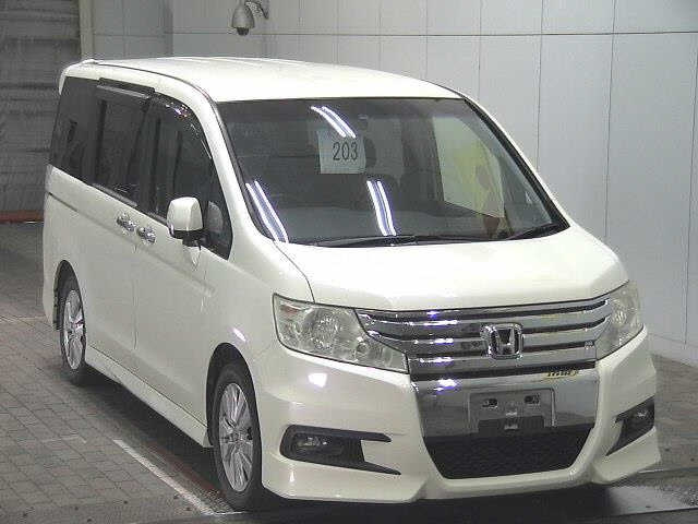 HONDA STEP WAGON 2012