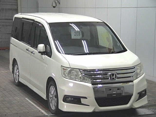 HONDA STEP WAGON 2012