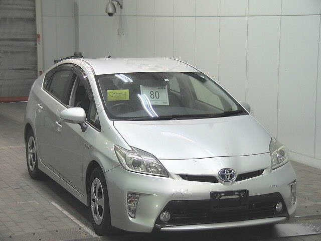 TOYOTA PRIUS 2014