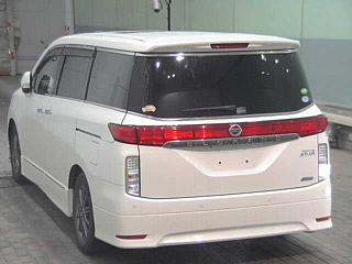 NISSAN ELGRAND 2013