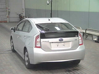 TOYOTA PRIUS 2014