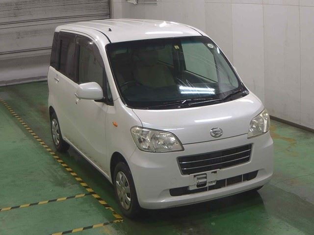 DAIHATSU TANTO EXE 2010