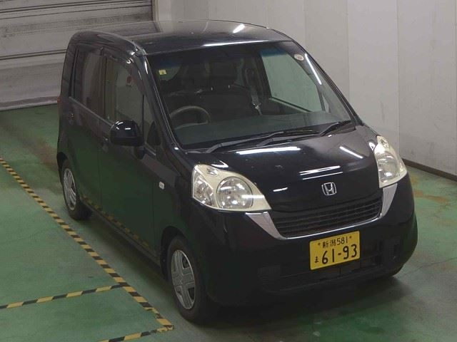 HONDA LIFE 2010