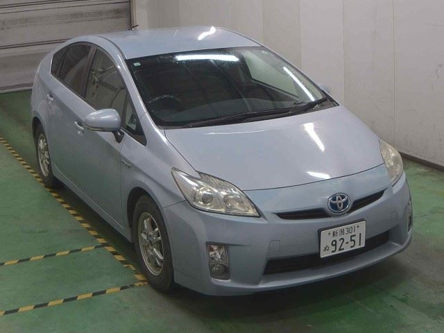 TOYOTA PRIUS 2011
