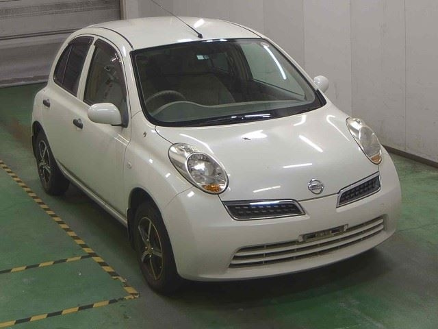 NISSAN MARCH 2010