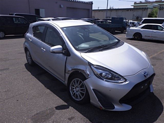 TOYOTA AQUA 2018
