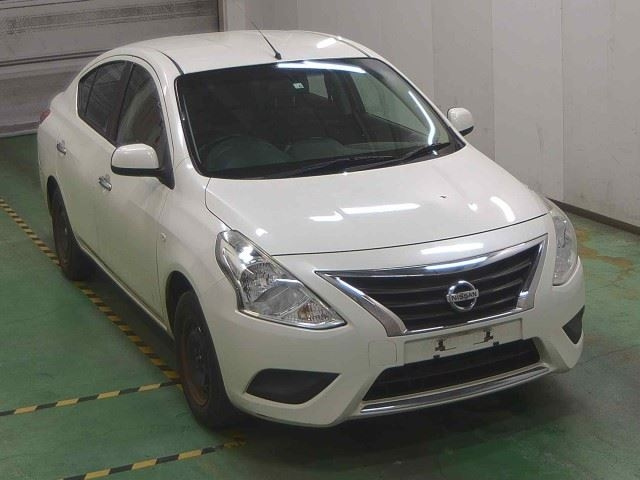 NISSAN LATIO 2016
