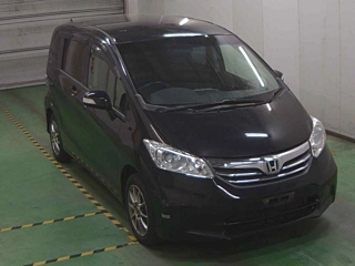HONDA FREED 2013