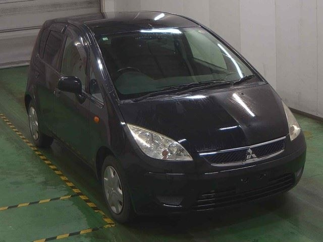 MITSUBISHI COLT 2010