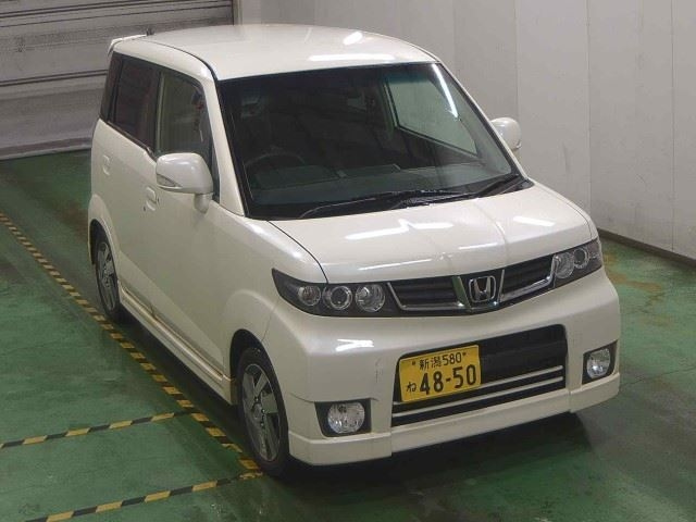 HONDA ZEST 2010